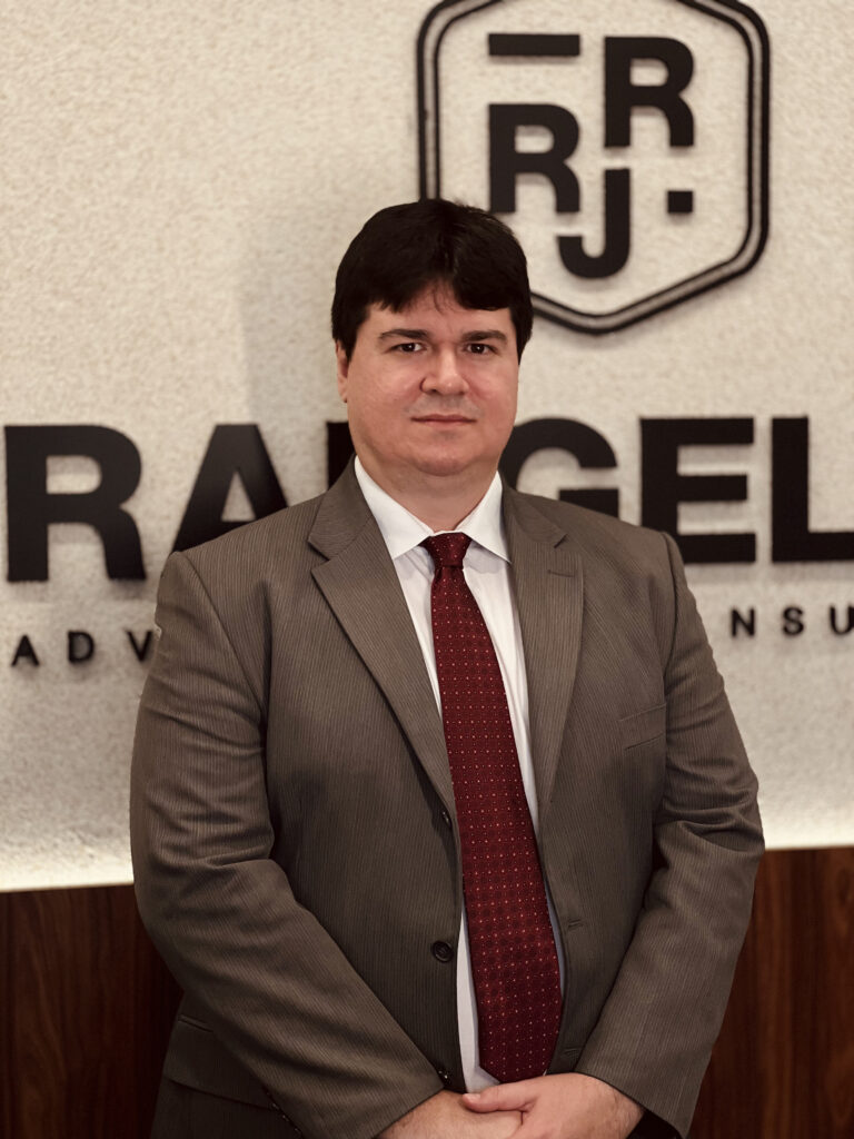 Dr. Eduardo Serrano Advogado